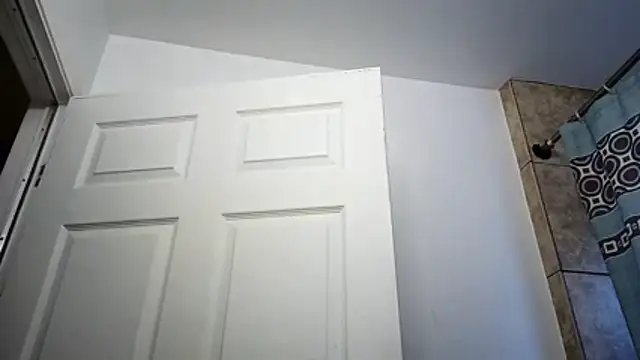 Huntzg23 online show from February 5, 8:48 pm