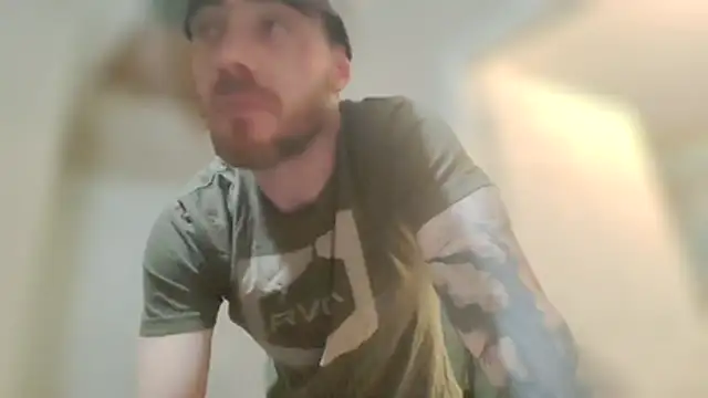 Huntzg23 online show from January 17, 11:08 pm