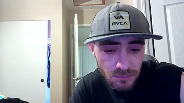 Huntzg23 online show from March 25, 6:35 am