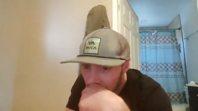 Huntzg23 online show from February 23, 12:01 am