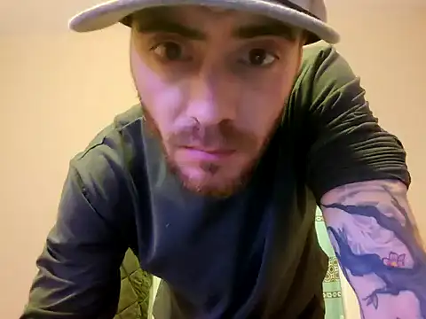 Huntzg23 online show from December 1, 8:48 am