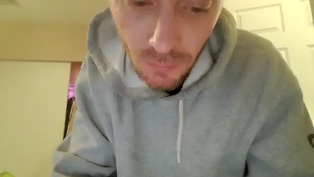 Huntzg23 online show from May 3, 7:24 am