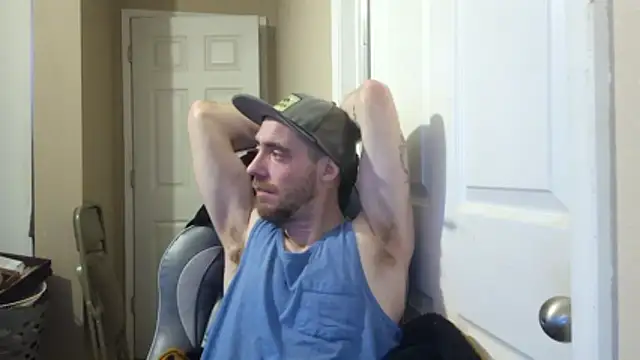 Huntzg23 online show from March 31, 6:48 am