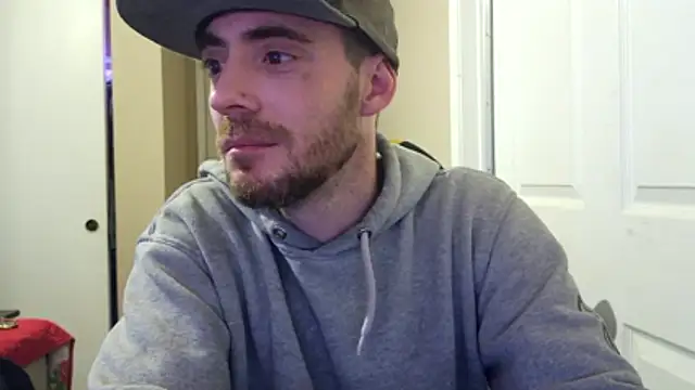 Huntzg23 online show from April 13, 6:17 am