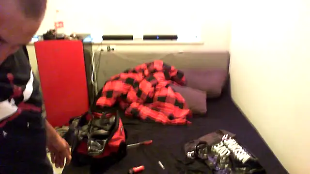 Snapshot of kinkycdslutsv chatting on March 18, 8:28 am kinkycdslutsv online show from March 18, 8:28 am