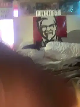 kinkycdslutsv online show from February 9, 2:38 am