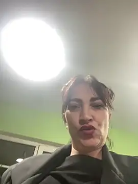 Snapshot of AnneHaddaway chatting on May 7, 10:57 pm AnneHaddaway online show from May 7, 10:57 pm