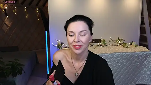 LinaJoy online show from May 28, 8:59 pm