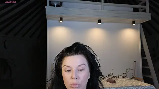 LinaJoy online show from May 21, 6:05 pm