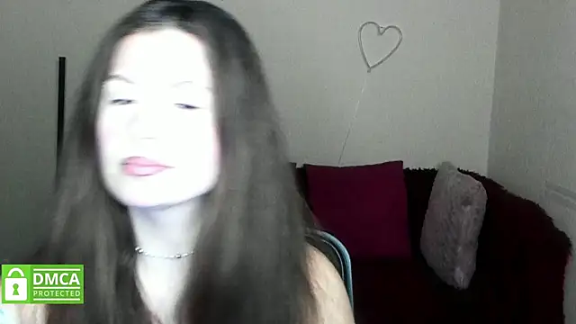 Snapshot of Alicia_redfollow chatting on November 18, 12:30 pm Alicia redfollow online show from November 18, 12:30 pm