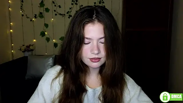 Snapshot of Alicia_redfollow chatting on November 20, 12:17 pm Alicia redfollow online show from November 20, 12:17 pm