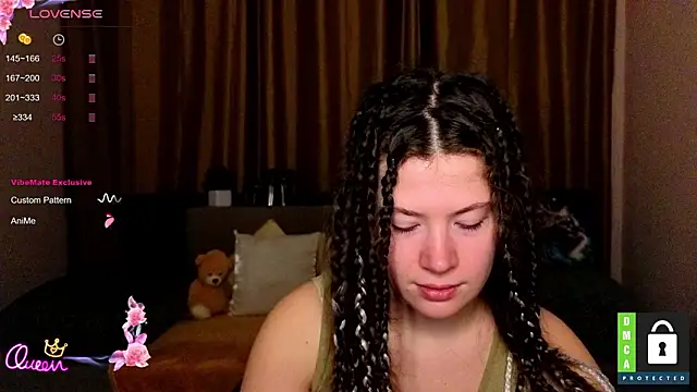 Snapshot of Alicia_redfollow chatting on February 24, 12:28 pm Alicia redfollow online show from February 24, 12:28 pm