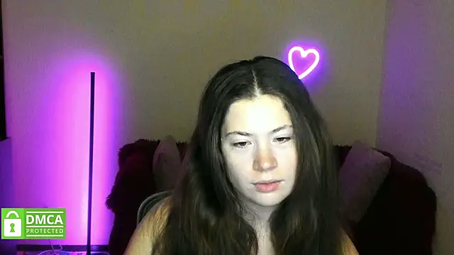 Snapshot of Alicia_redfollow chatting on December 3, 12:26 pm Alicia redfollow online show from December 3, 12:26 pm