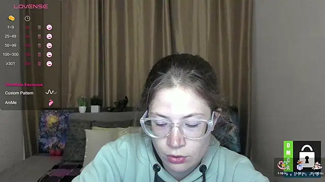 Snapshot of Alicia_redfollow chatting on September 13, 5:13 pm Alicia redfollow online show from September 13, 5:13 pm