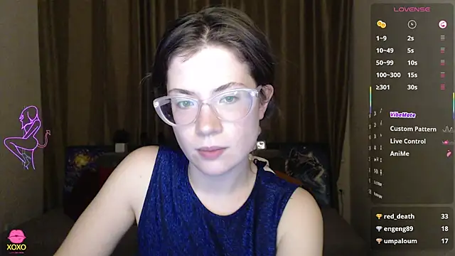 Snapshot of Alicia_redfollow chatting on March 9, 9:36 pm Alicia redfollow online show from March 9, 9:36 pm