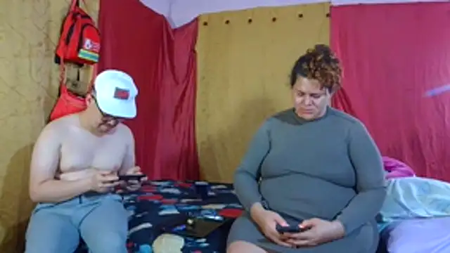 pecadodulce123 online show from February 13, 11:16 pm