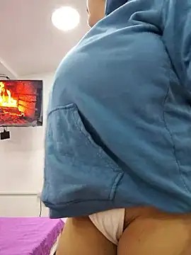 Miss balloonsmila online show from November 13, 2:48 am