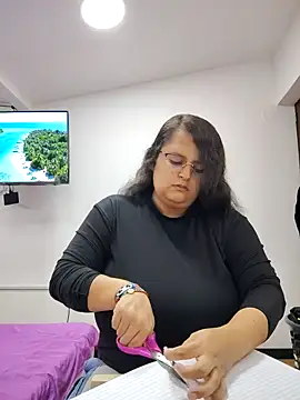 Miss balloonsmila online show from November 8, 9:18 pm