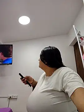 Miss balloonsmila online show from October 19, 10:56 pm