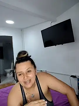 Miss balloonsmila online show from January 20, 1:39 am