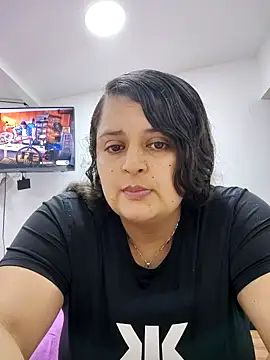 Miss balloonsmila online show from November 24, 12:43 am