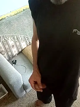 Snapshot of TOMYCOCKMILK chatting on January 17, 6:44 pm TOMYCOCKMILK online show from January 17, 6:44 pm