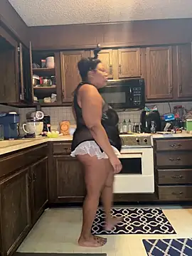 InterRacialFacial7296 online show from November 16, 8:41 am