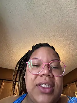 InterRacialFacial7296 online show from May 9, 8:56 pm