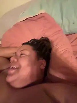InterRacialFacial7296 online show from May 21, 11:18 am