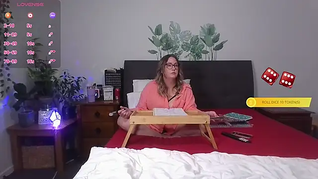 Snapshot of bustyblissxx chatting on January 11, 11:45 am bustyblissxx online show from January 11, 11:45 am