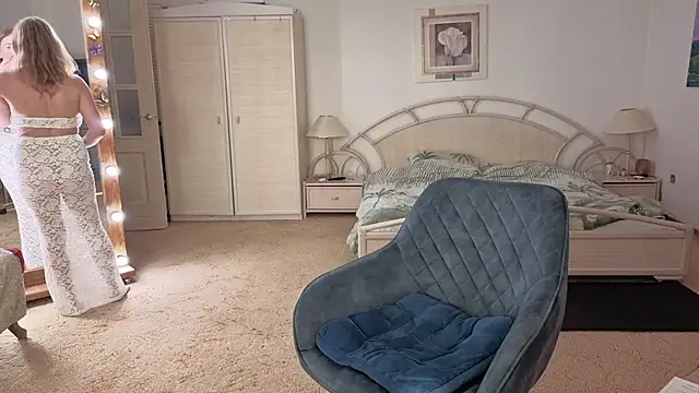 moonlight4u online show from November 15, 6:28 am