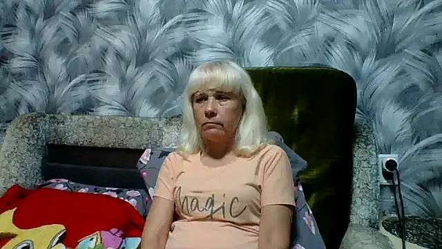 sakura blonde online show from October 26, 5:24 pm