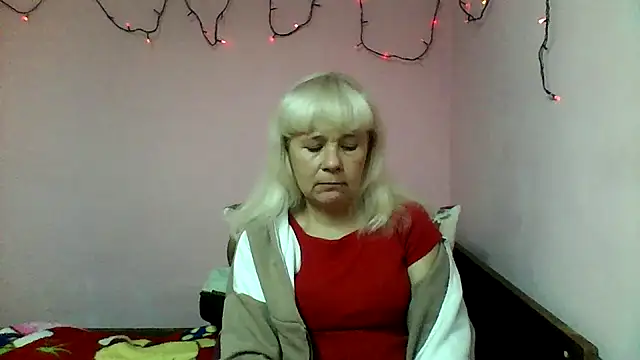 sakura blonde online show from March 1, 7:25 pm