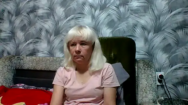 sakura blonde online show from October 27, 5:30 am