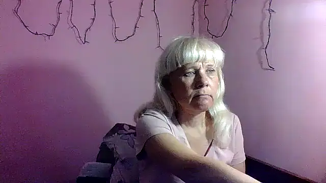 sakura blonde online show from March 31, 6:15 am