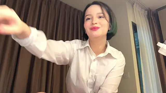 bumble bee online show from January 10, 12:06 am