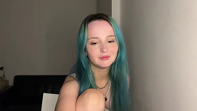 bumble bee online show from February 19, 4:55 pm