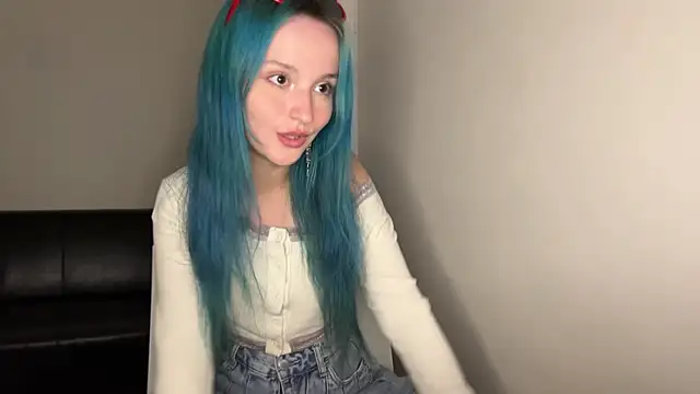 bumble bee online show from January 16, 11:58 am