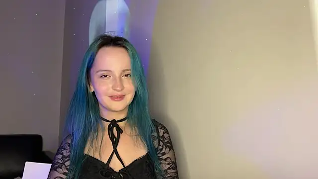 bumble bee online show from January 13, 4:08 pm