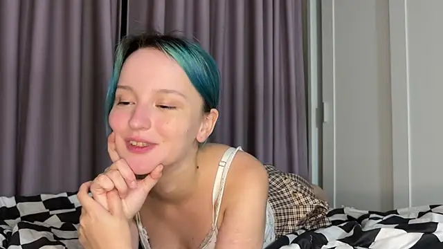 bumble bee online show from January 11, 1:53 pm