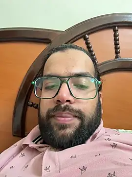 Arsh Loves Luv online show from February 11, 7:27 pm