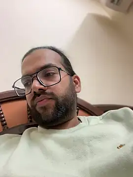 Arsh Loves Luv online show from December 29, 6:16 pm