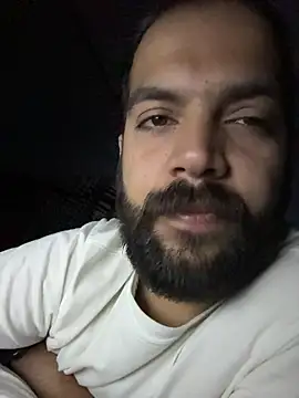 Arsh Loves Luv online show from December 18, 11:08 pm