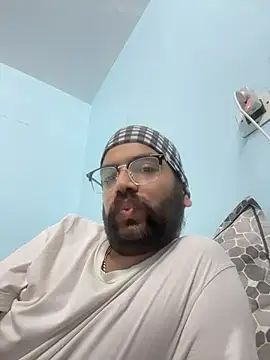 Arsh Loves Luv online show from April 17, 8:39 am