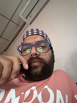 Arsh Loves Luv online show from March 29, 6:15 am