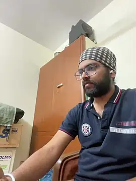 Arsh Loves Luv online show from December 19, 12:01 pm