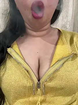 Snapshot of Akhi_Akshaya chatting on January 23, 8:56 pm Akhi Akshaya online show from January 23, 8:56 pm