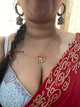 Snapshot of Akhi_Akshaya chatting on January 30, 9:04 am Akhi Akshaya online show from January 30, 9:04 am