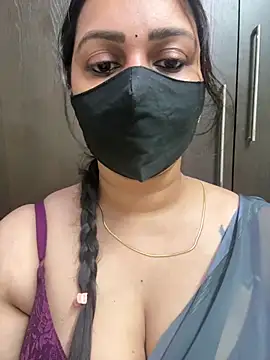 Snapshot of Akhi_Akshaya chatting on February 18, 4:47 pm Akhi Akshaya online show from February 18, 4:47 pm