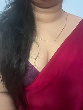 Snapshot of Akhi_Akshaya chatting on February 17, 3:33 pm Akhi Akshaya online show from February 17, 3:33 pm